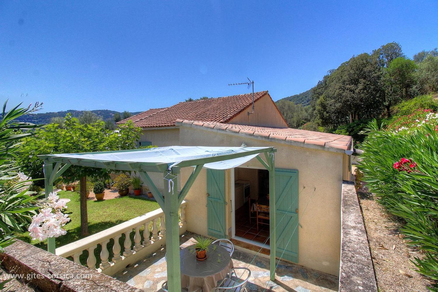 Ferienhaus L'amandier -le Figuier-les Lauriers Roses *